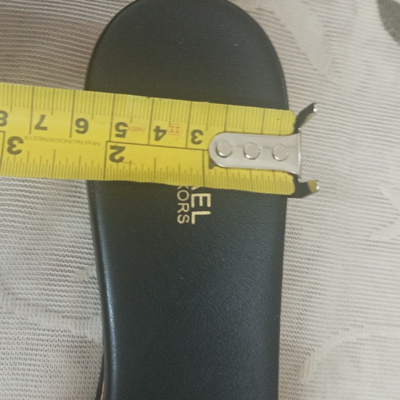 Authentic Michael Kors Elsa Platforms for women - Picture 8 of 11